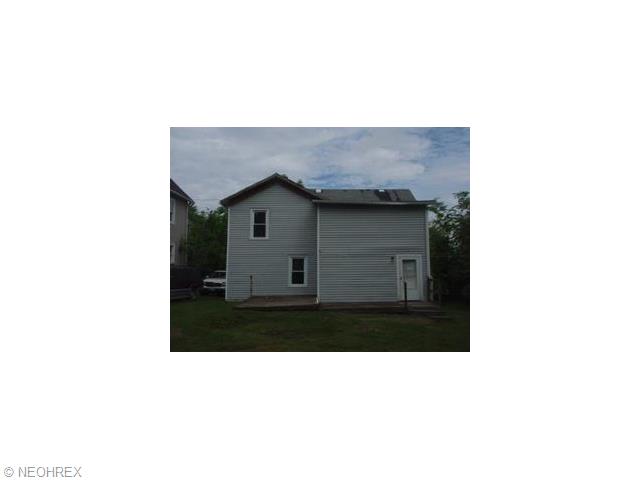 54 Poland Ave, Struthers, OH 44471 photo 10