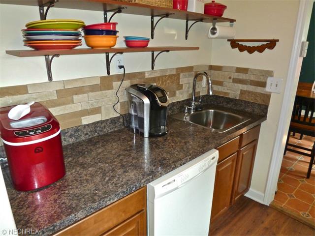 4940 Forest Rd, Mentor, OH 44060 photo 6