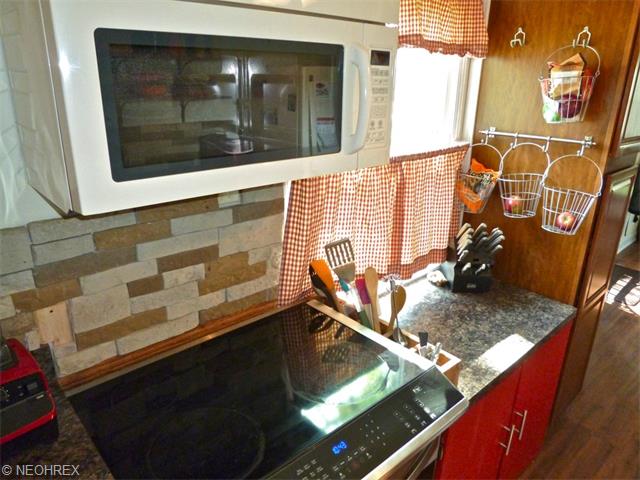 4940 Forest Rd, Mentor, OH 44060 photo 7