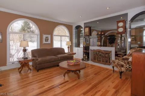 6923 Hunting Hollow Ln E, Hudson, OH 44236 photo 5