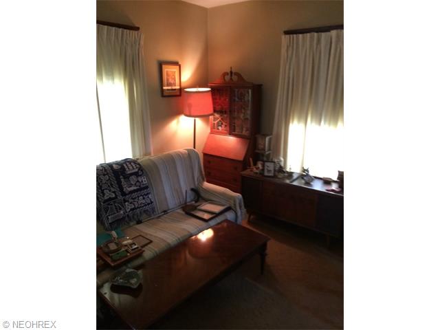 134 Commonwealth Ave NE, Massillon, OH 44646 photo 5