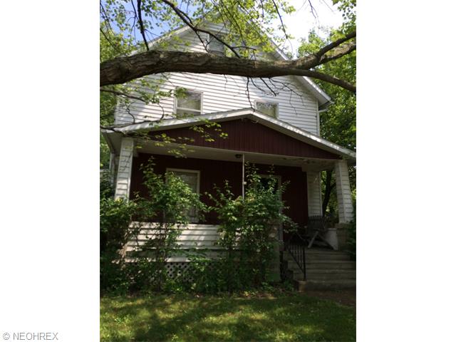 134 Commonwealth Ave NE, Massillon, OH 44646 photo 1