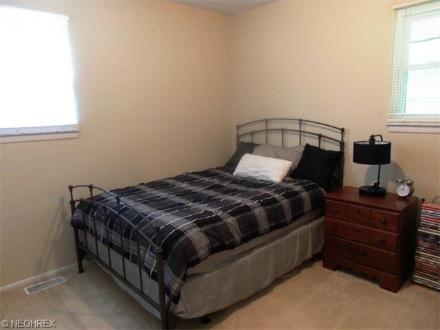 6347 Meldon Dr, Mentor, OH 44060 photo 11