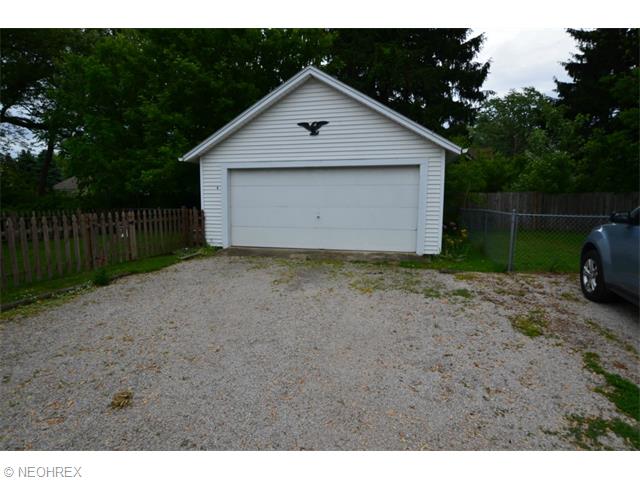 422 Myrtle Ave, Ashtabula, OH 44004 photo 22