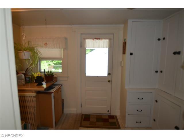 422 Myrtle Ave, Ashtabula, OH 44004 photo 17