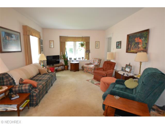 422 Myrtle Ave, Ashtabula, OH 44004 photo 7