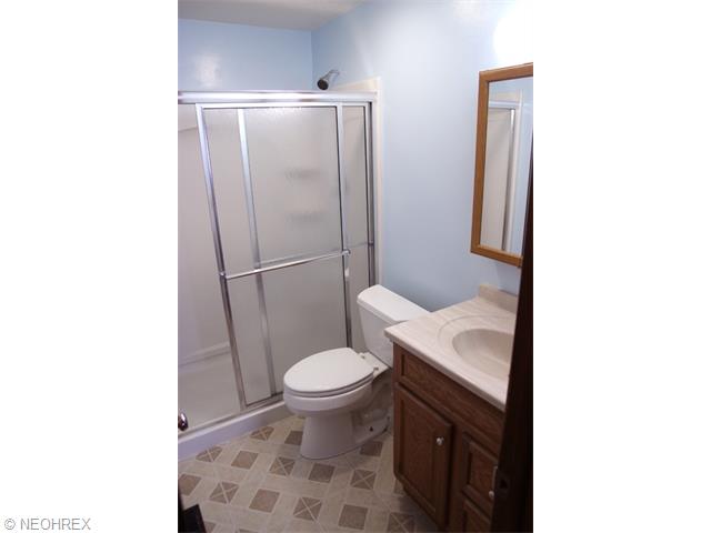 911 Strowbridge Dr, Huron, OH 44839 photo 11