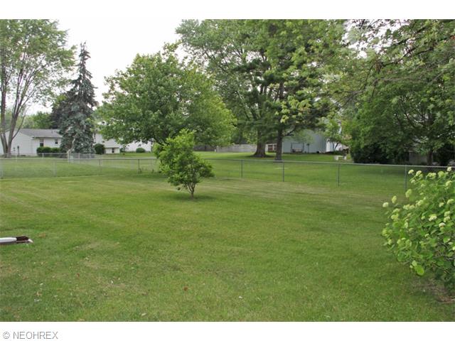 911 Strowbridge Dr, Huron, OH 44839 photo 12