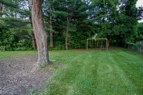 361 Windsor Dr, Elyria, OH 44035 photo 21