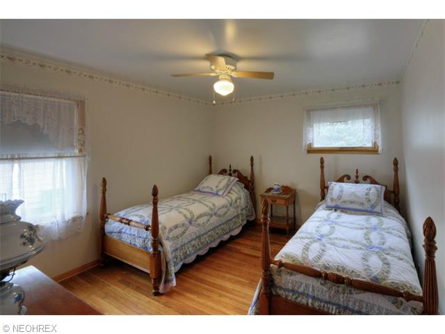 1823 Maple St, Wickliffe, OH 44092 photo 10