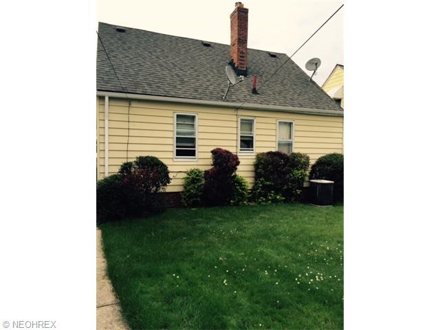 2915 Maplecrest Ave, Parma, OH 44134 photo 11