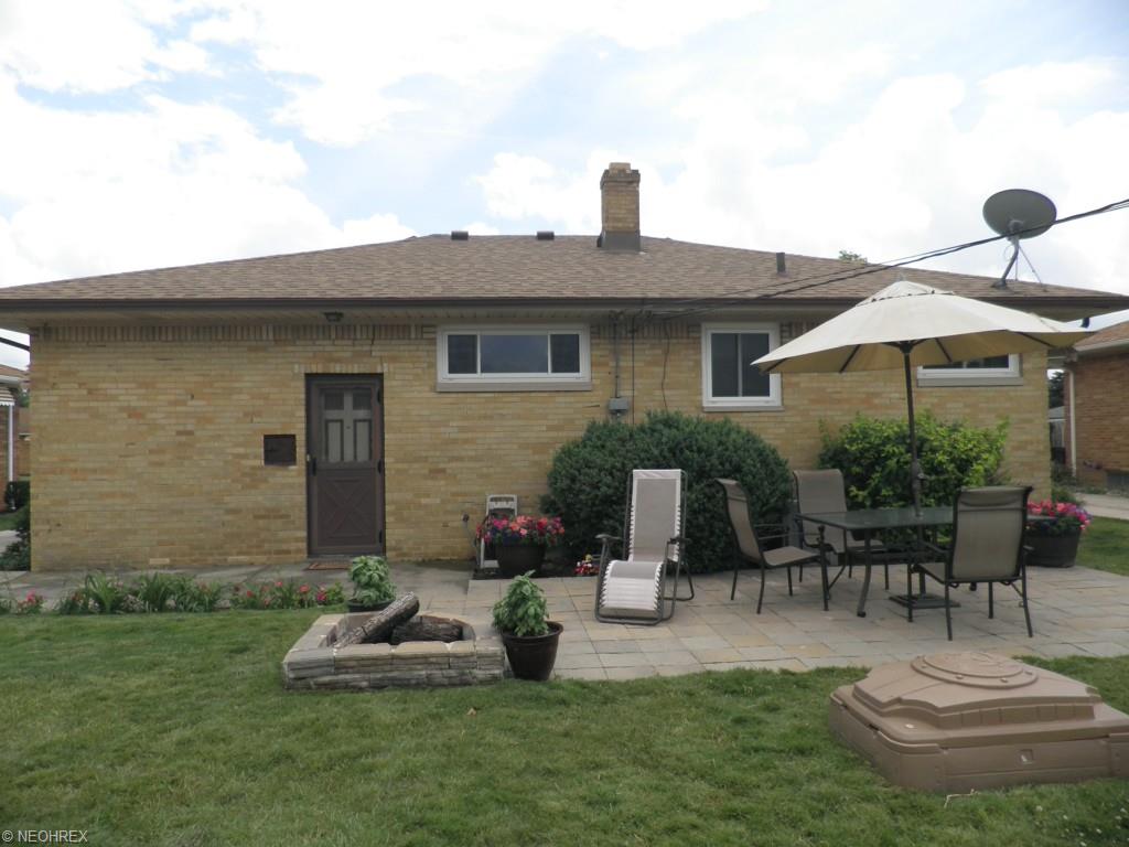 1150 Maple Dr, Parma, OH 44134 photo 16