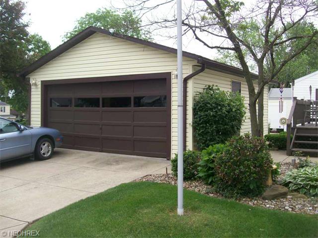 703 S Bodmer Ave, Strasburg, OH 44680 photo 9
