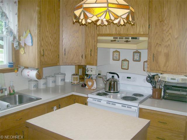 703 S Bodmer Ave, Strasburg, OH 44680 photo 12