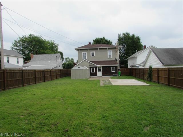 405 E 2nd St, Dover, OH 44622 photo 14