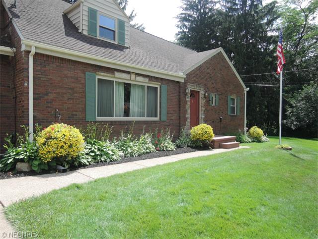 44 Wetmore Dr, Struthers, OH 44471 photo 2