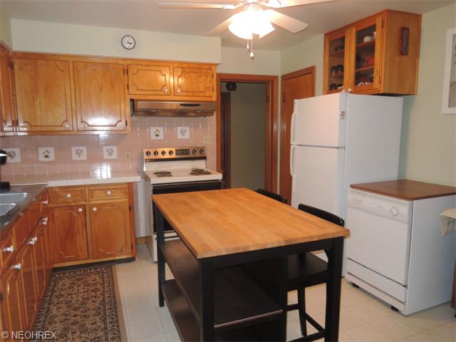 44 Wetmore Dr, Struthers, OH 44471 photo 6