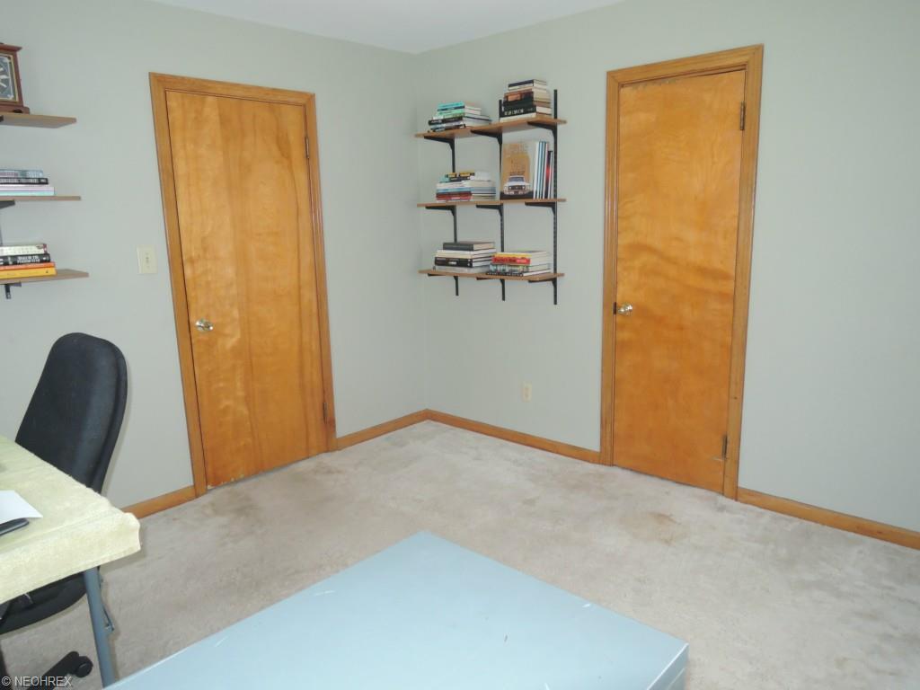 44 Wetmore Dr, Struthers, OH 44471 photo 13