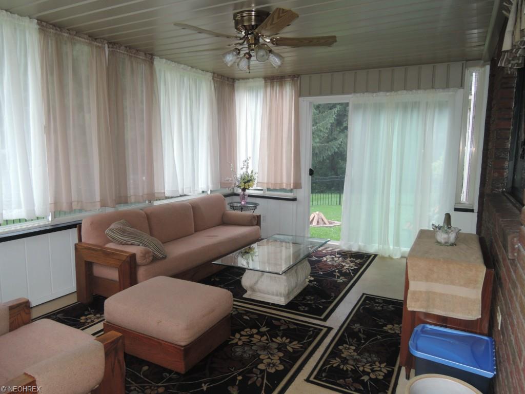 44 Wetmore Dr, Struthers, OH 44471 photo 9