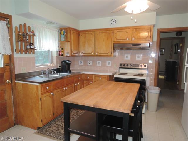 44 Wetmore Dr, Struthers, OH 44471 photo 7