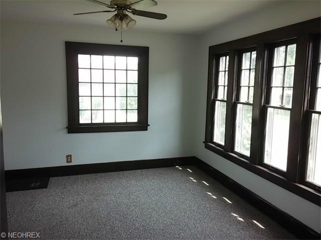 784 Wright Ave, Alliance, OH 44601 photo 8