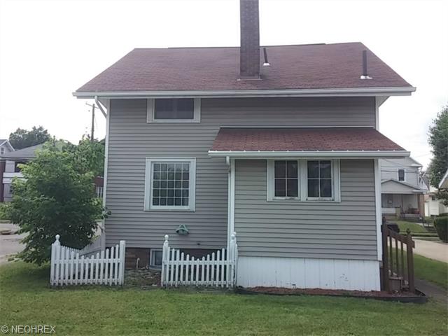784 Wright Ave, Alliance, OH 44601 photo 3
