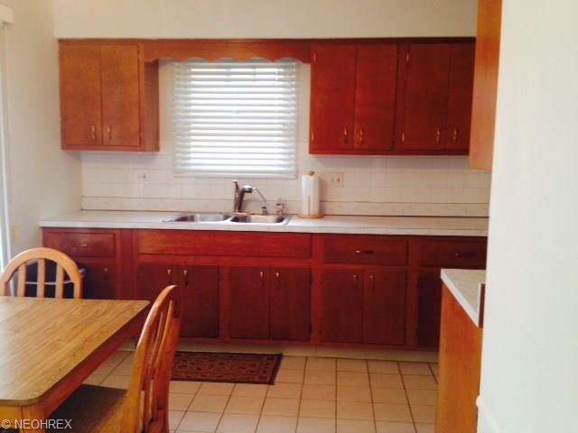 7273 Normandy Dr, Parma, OH 44134 photo 10