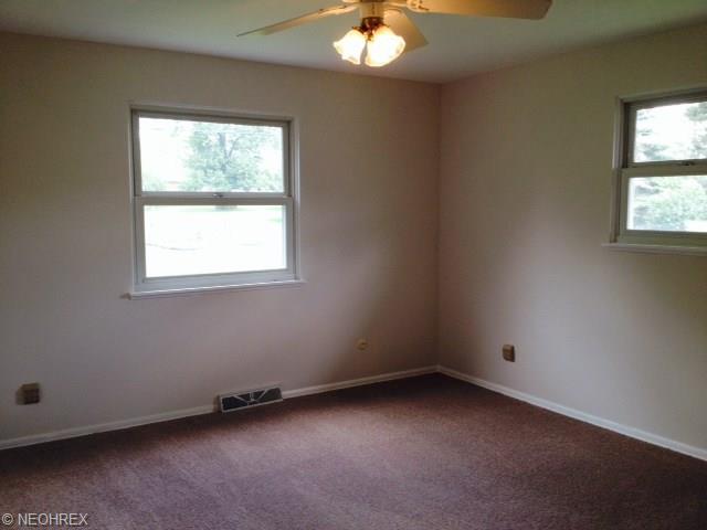 7273 Normandy Dr, Parma, OH 44134 photo 15
