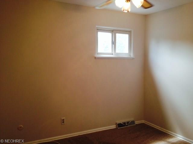 7273 Normandy Dr, Parma, OH 44134 photo 17
