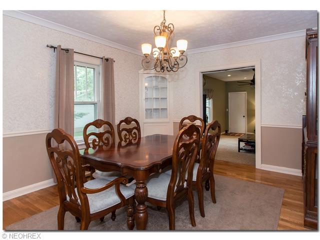 37720 Aurora Rd, Solon, OH 44139 photo 3