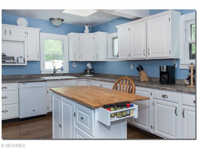 37720 Aurora Rd, Solon, OH 44139 photo 4