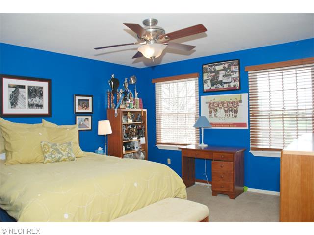 2210 Raintree Rd, Akron, OH 44333 photo 21