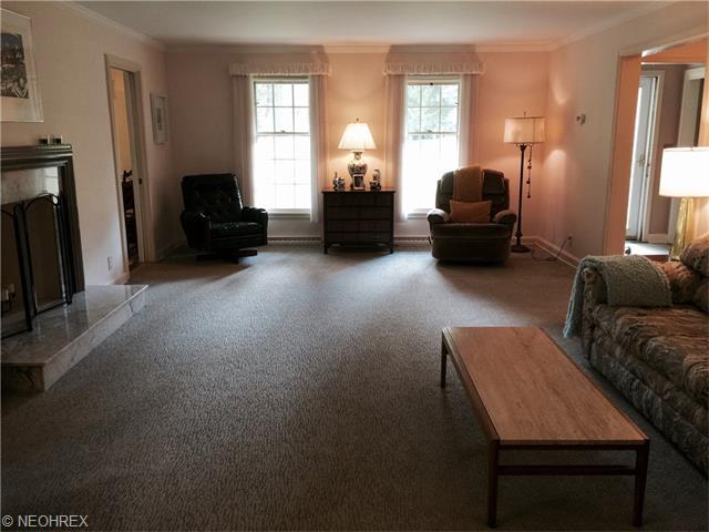 3913 Glenmere Dr, Youngstown, OH 44511 photo 7