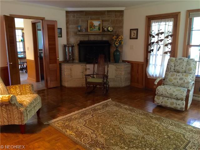 3913 Glenmere Dr, Youngstown, OH 44511 photo 8