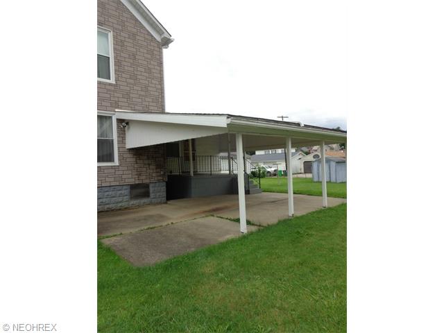 809 N 3rd St, Dennison, OH 44621 photo 2