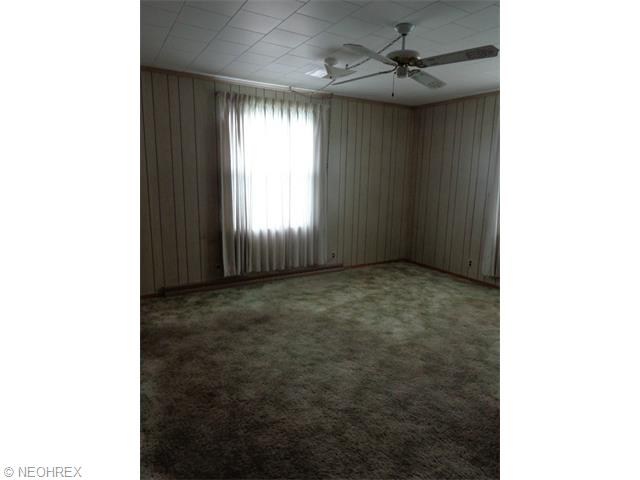 809 N 3rd St, Dennison, OH 44621 photo 16