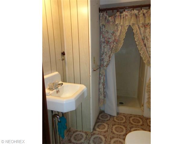 809 N 3rd St, Dennison, OH 44621 photo 19