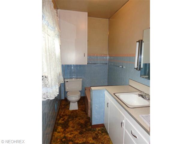 809 N 3rd St, Dennison, OH 44621 photo 14