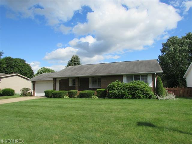 120 Karns Dr, Dover, OH 44622 photo 1