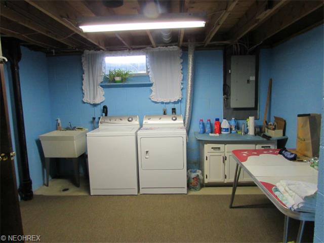 120 Karns Dr, Dover, OH 44622 photo 15