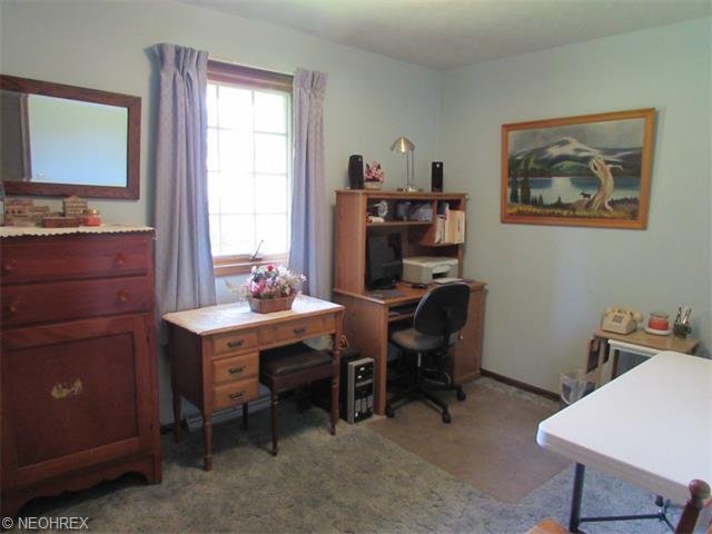 120 Karns Dr, Dover, OH 44622 photo 10