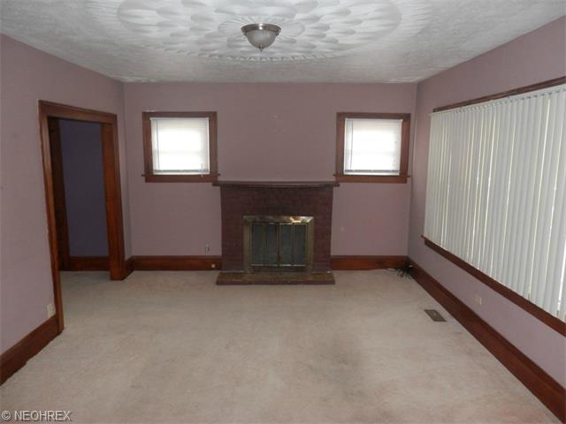 721 Thayer St, Akron, OH 44310 photo 6