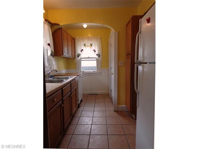 317 Longford Ave, Elyria, OH 44035 photo 8