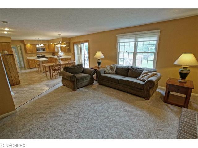 33200 Ashdown Dr, Solon, OH 44139 photo 4