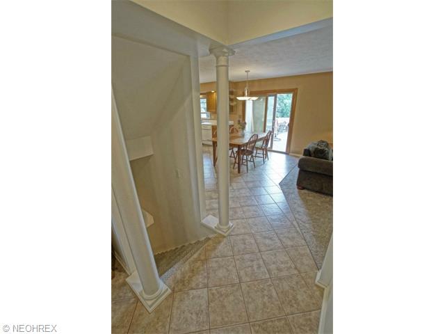 33200 Ashdown Dr, Solon, OH 44139 photo 7