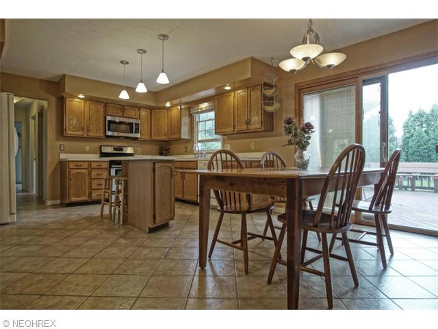 33200 Ashdown Dr, Solon, OH 44139 photo 5