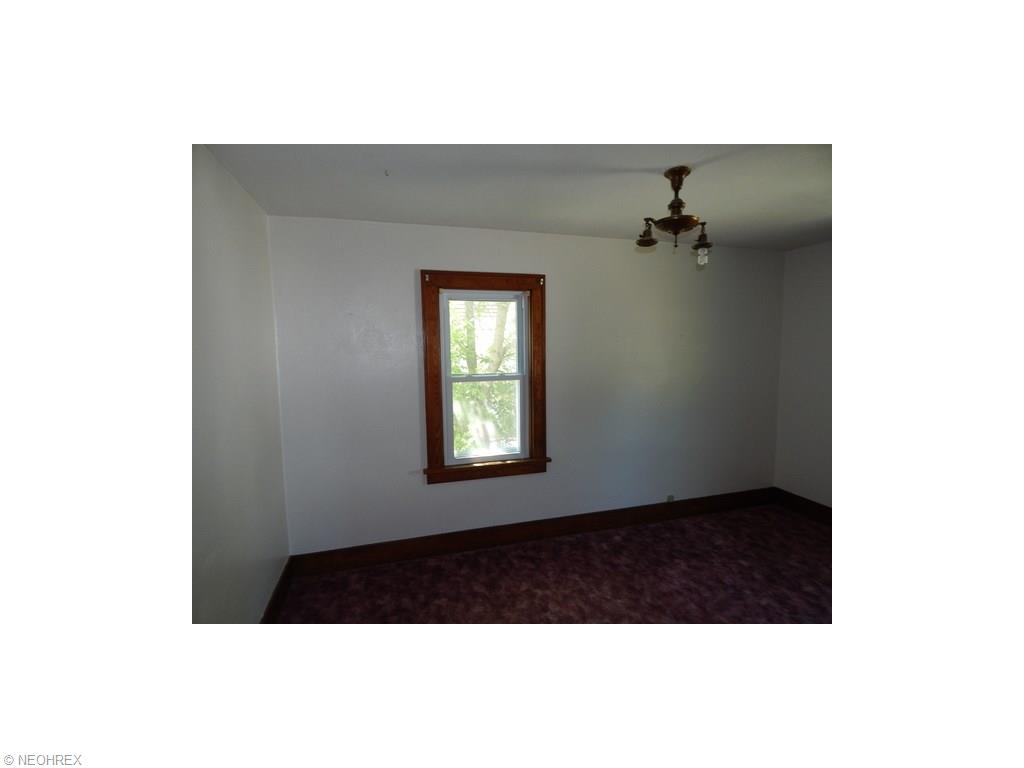 613 State St, Elyria, OH 44035 photo 12