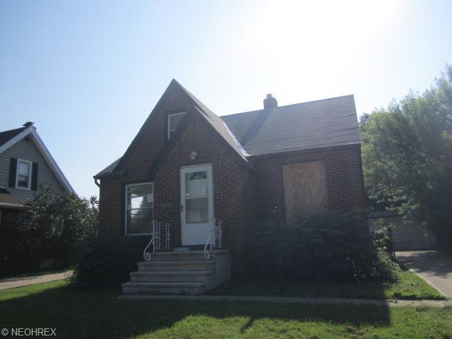 815 E 236th St, Euclid, OH 44123 photo 1