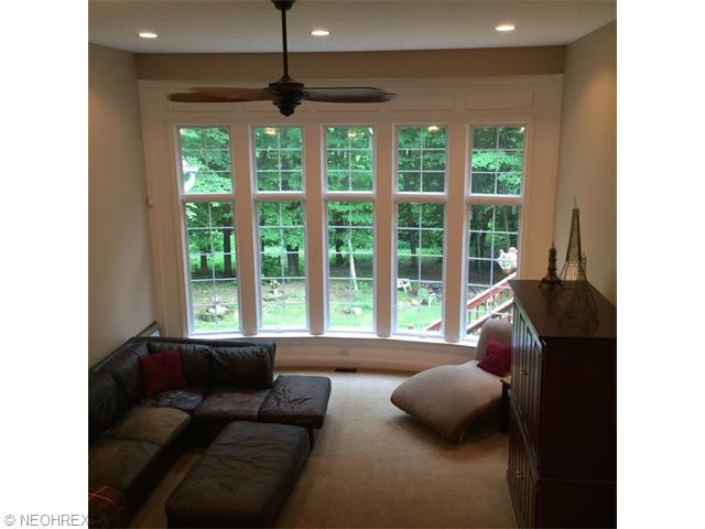 11589 Gate Post Ln, Chardon, OH 44024 photo 15