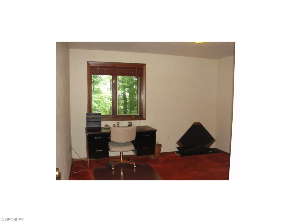 6841 Drexel Dr, Seven Hills, OH 44131 photo 18